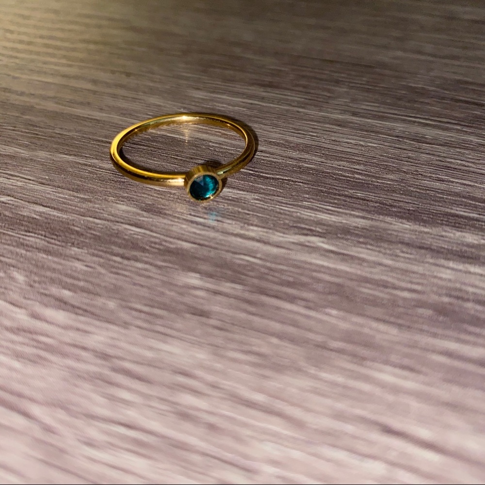 NWOT Gold Plated Swarovski Green Birthstone Stackable Ring